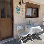 Evi's House * Kandia